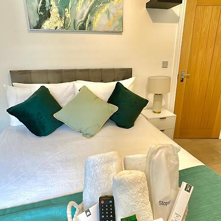 The Green Luxe En-Suite In Stratford London Bagian luar foto