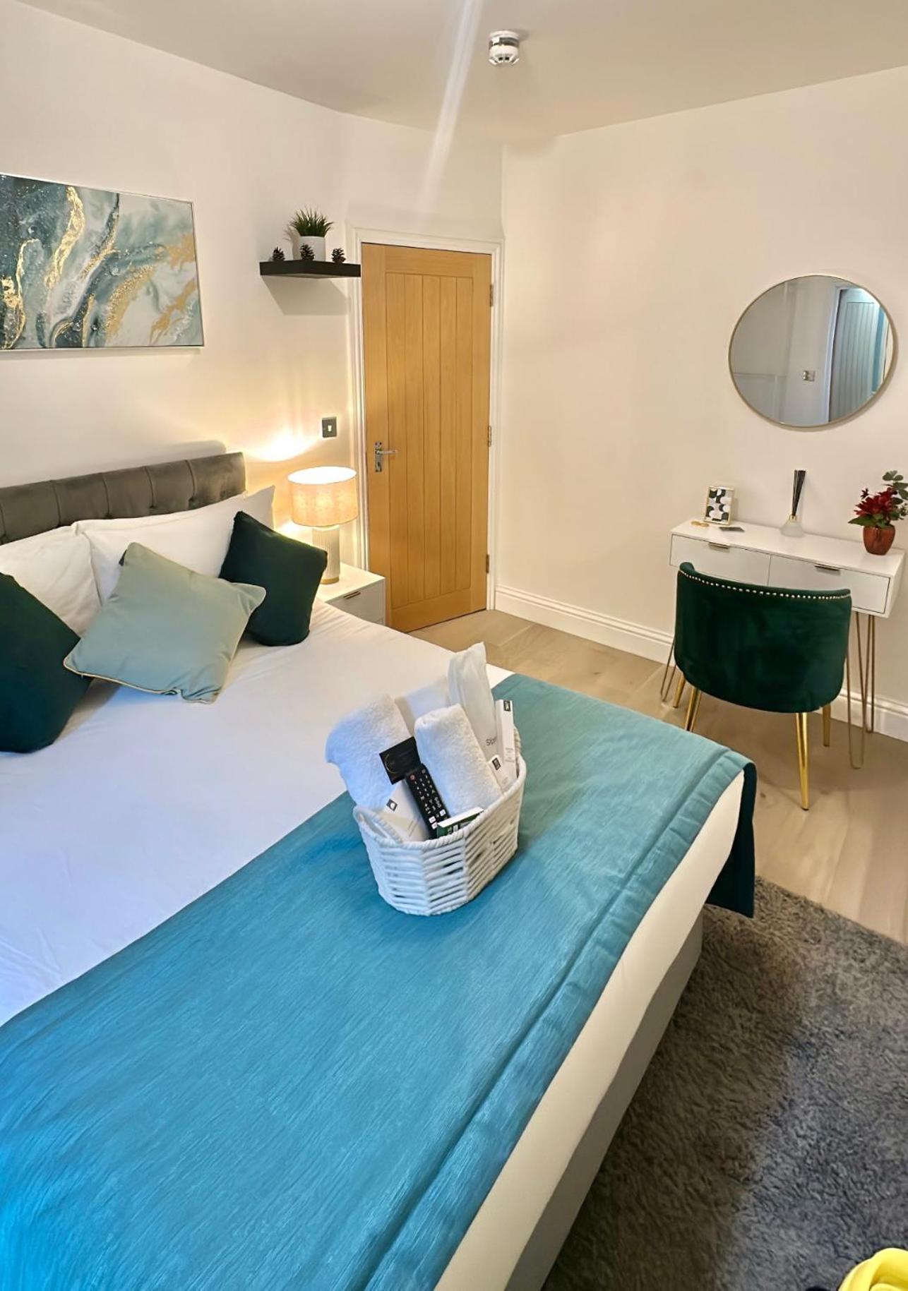 The Green Luxe En-Suite In Stratford London Bagian luar foto