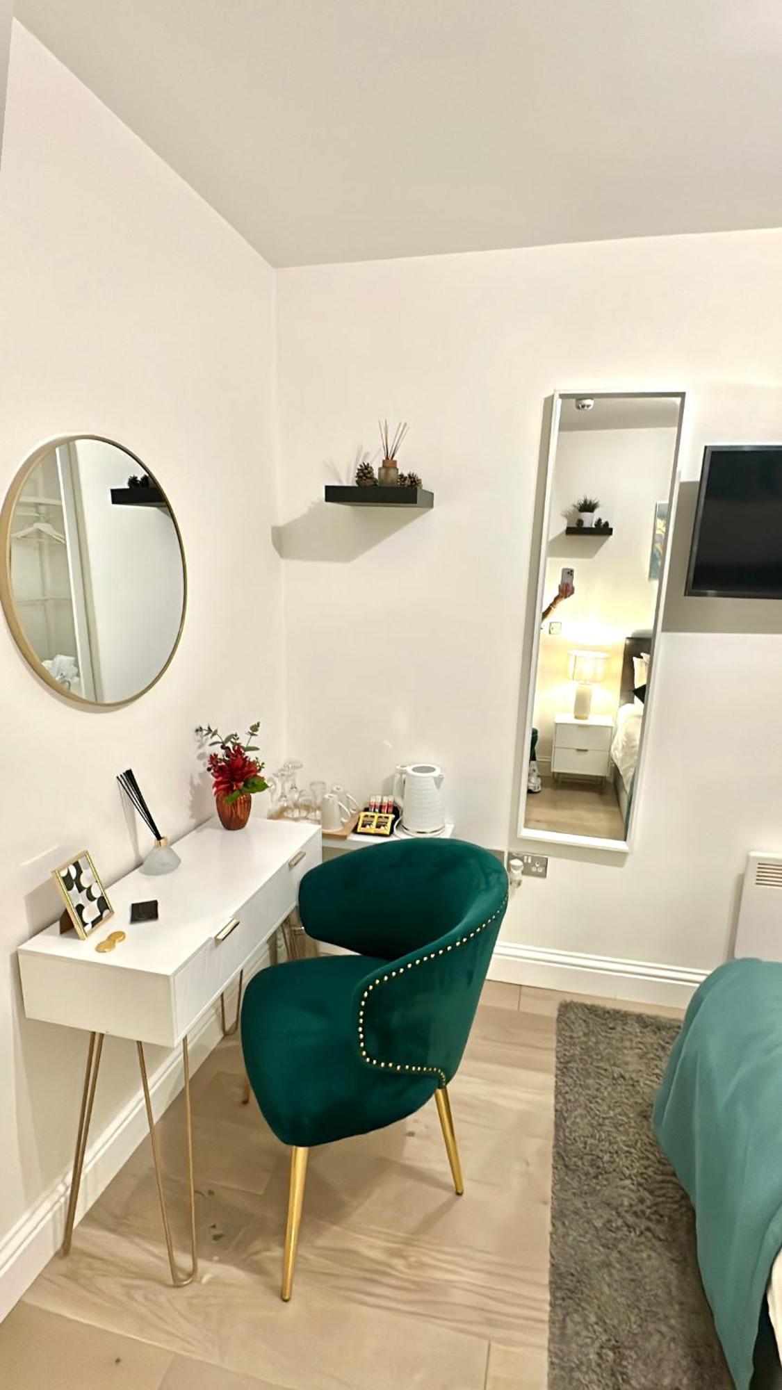 The Green Luxe En-Suite In Stratford London Bagian luar foto